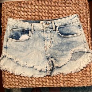 Cut off Jean shorts